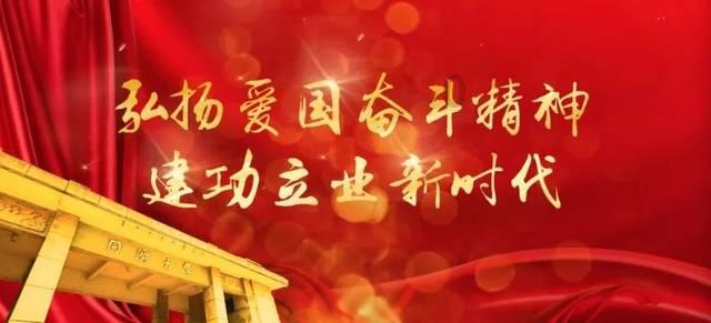 天津的人情味儿!天津地铁工作人员帮轮椅进出提供垫板